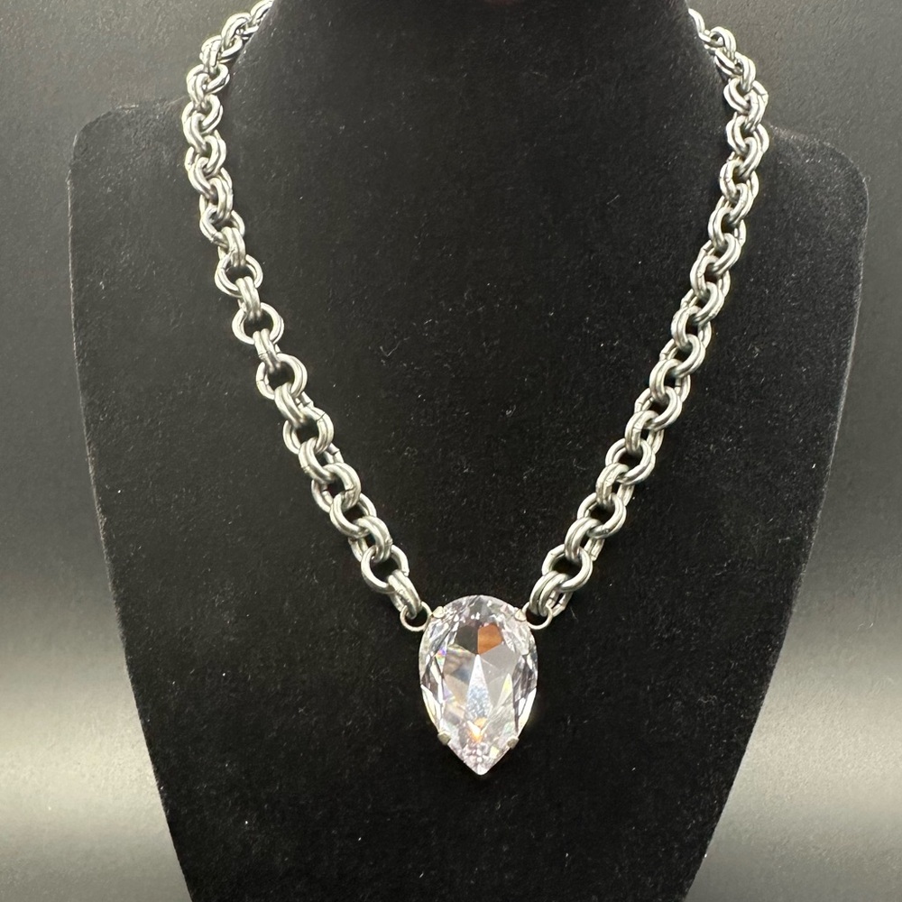 Sabika Venice Silver Chain Necklace with Amethyst Crystal Pendant